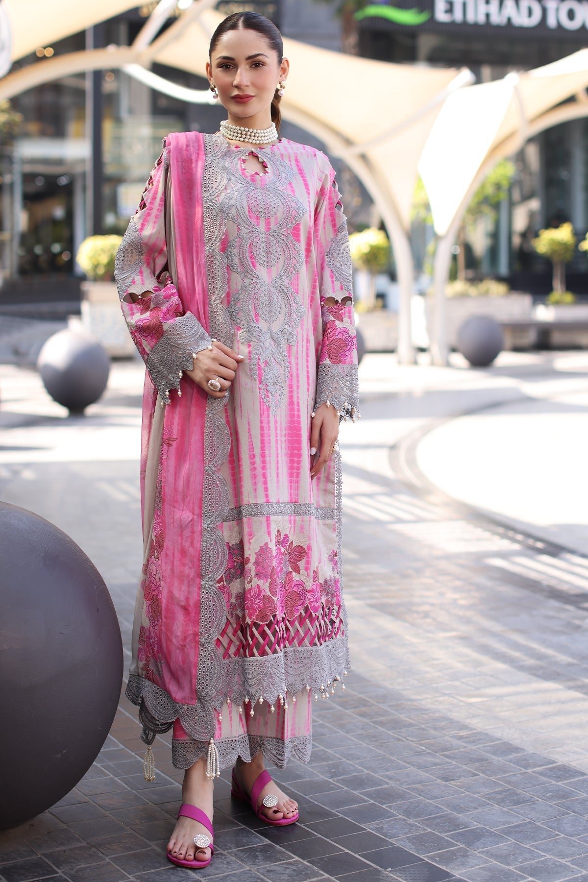 EMBROIDERED PRINTED UNSTITCHED LILEN 211
